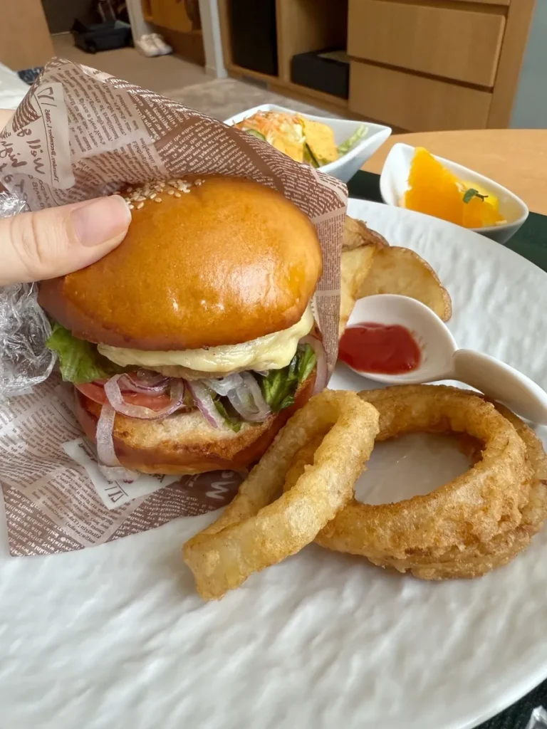 愛育産後ケア子育てステーション 昼食